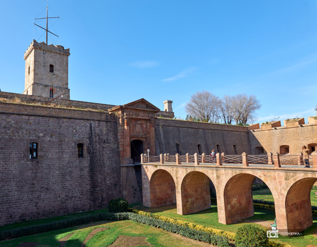 Hiszpania Barcelona Montjuic Zamek